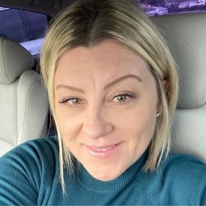 Meet your Posher, Erin k.